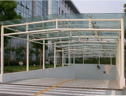 上海钢结构玻璃雨棚